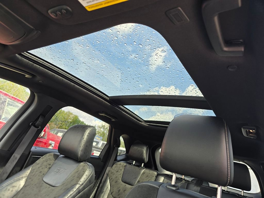 Used 2020 Ford Edge ST w/ Equipment Group 401A AWD/4WD image 21