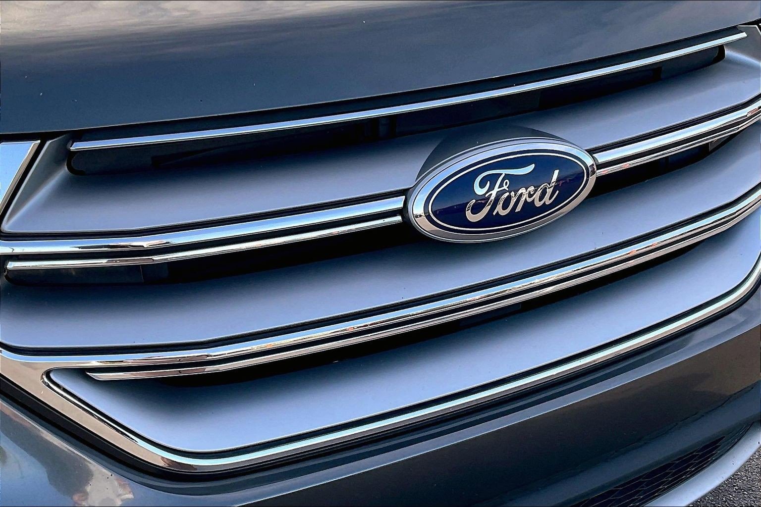 Used 2018 Ford Edge SEL w/ Equipment Group 201A image 33