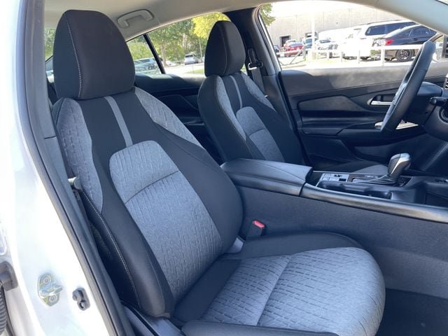 Used 2026 Nissan Sentra SV w/ SV Convenience Package FWD image 25