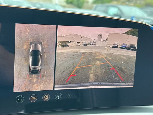 New 2026 Cadillac Lyriq Premium Sport w/ LPO, Floor Liner Package AWD/4WD image 21