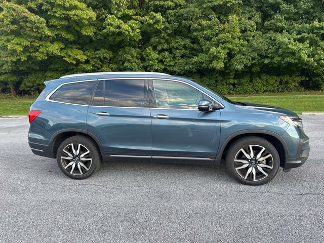 Used 2022 Honda Pilot Touring image 2