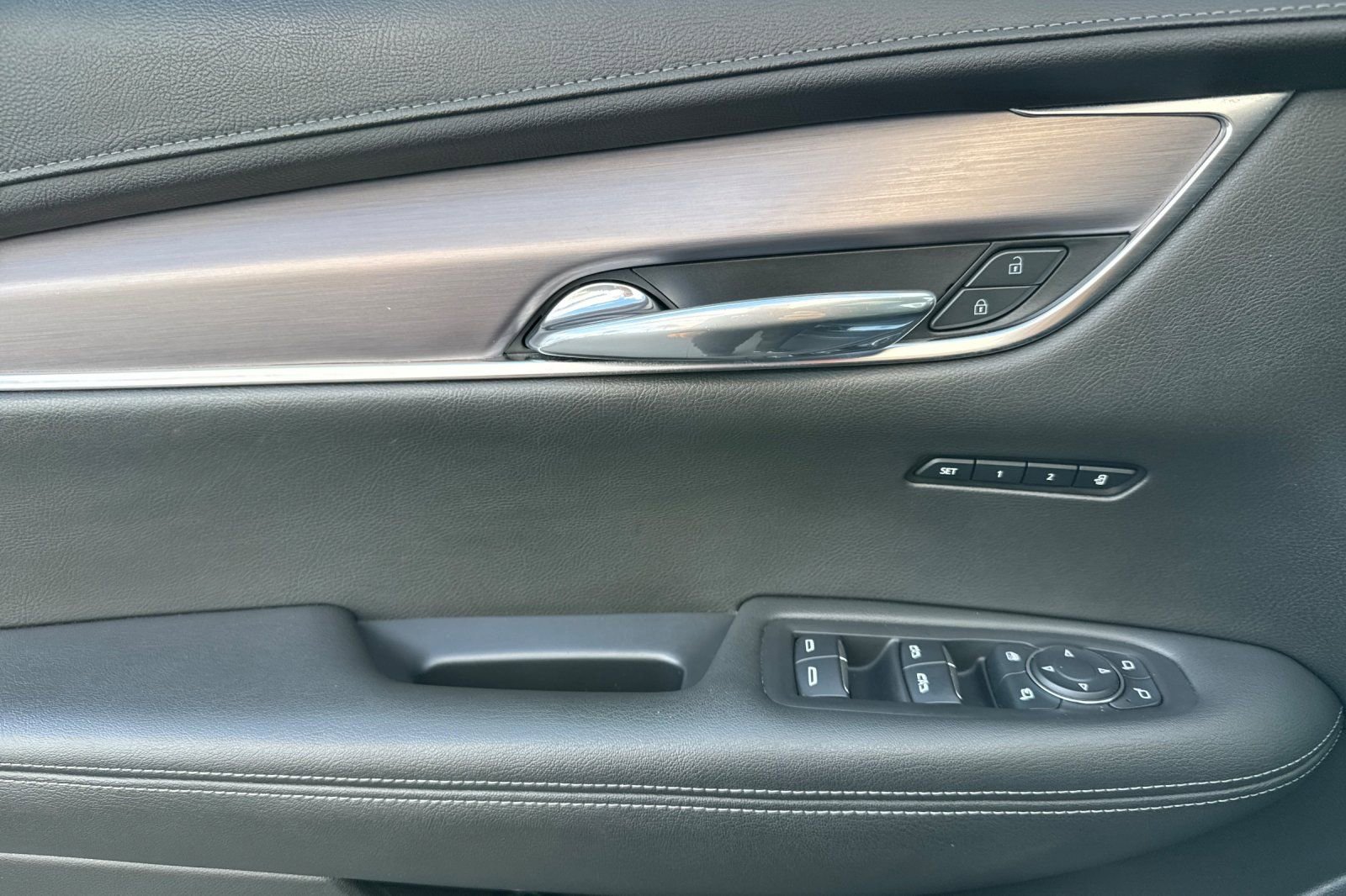 Used 2022 Cadillac XT6 Luxury image 10