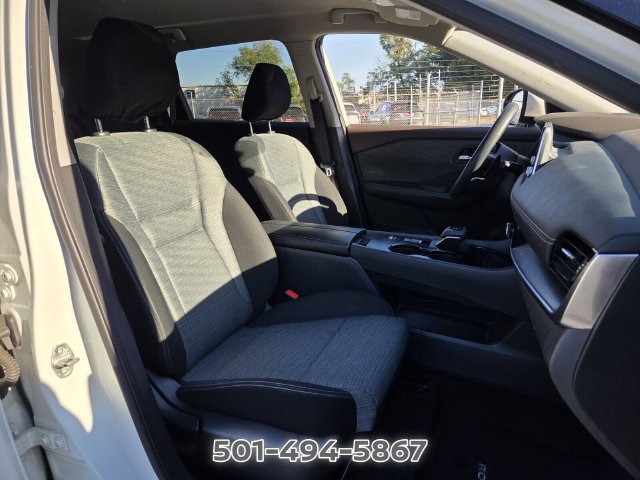 Used 2021 Nissan Rogue SV FWD image 15
