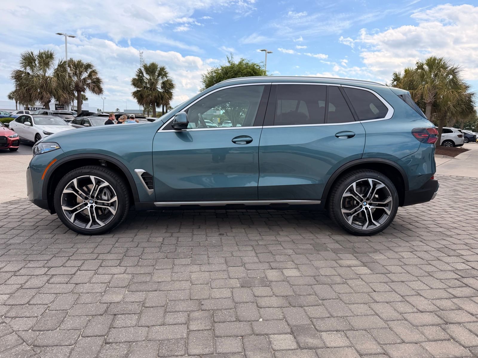Certified 2024 BMW X5 sDrive40i w/ Premium Package RWD image 12
