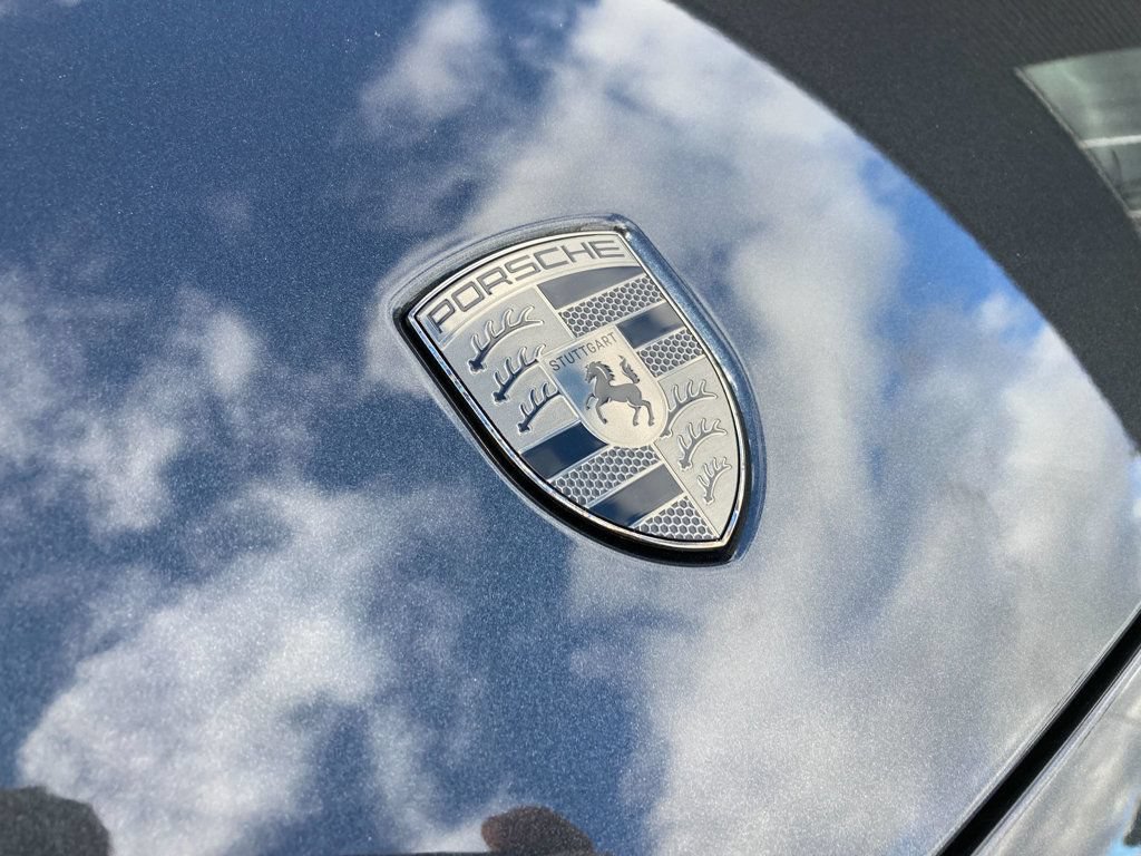 Used 2025 Porsche Macan Turbo Electric AWD/4WD image 34