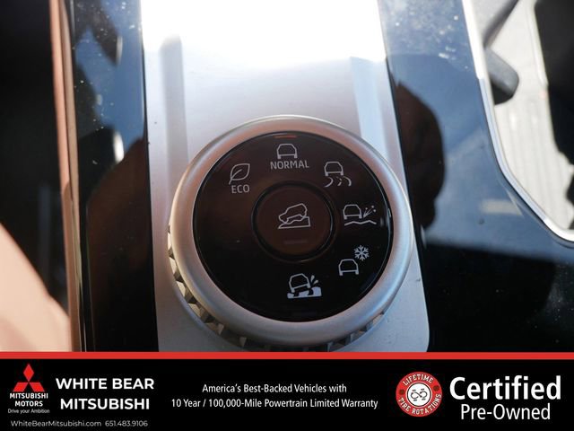 Used 2025 Mitsubishi Outlander SEL AWD/4WD image 23