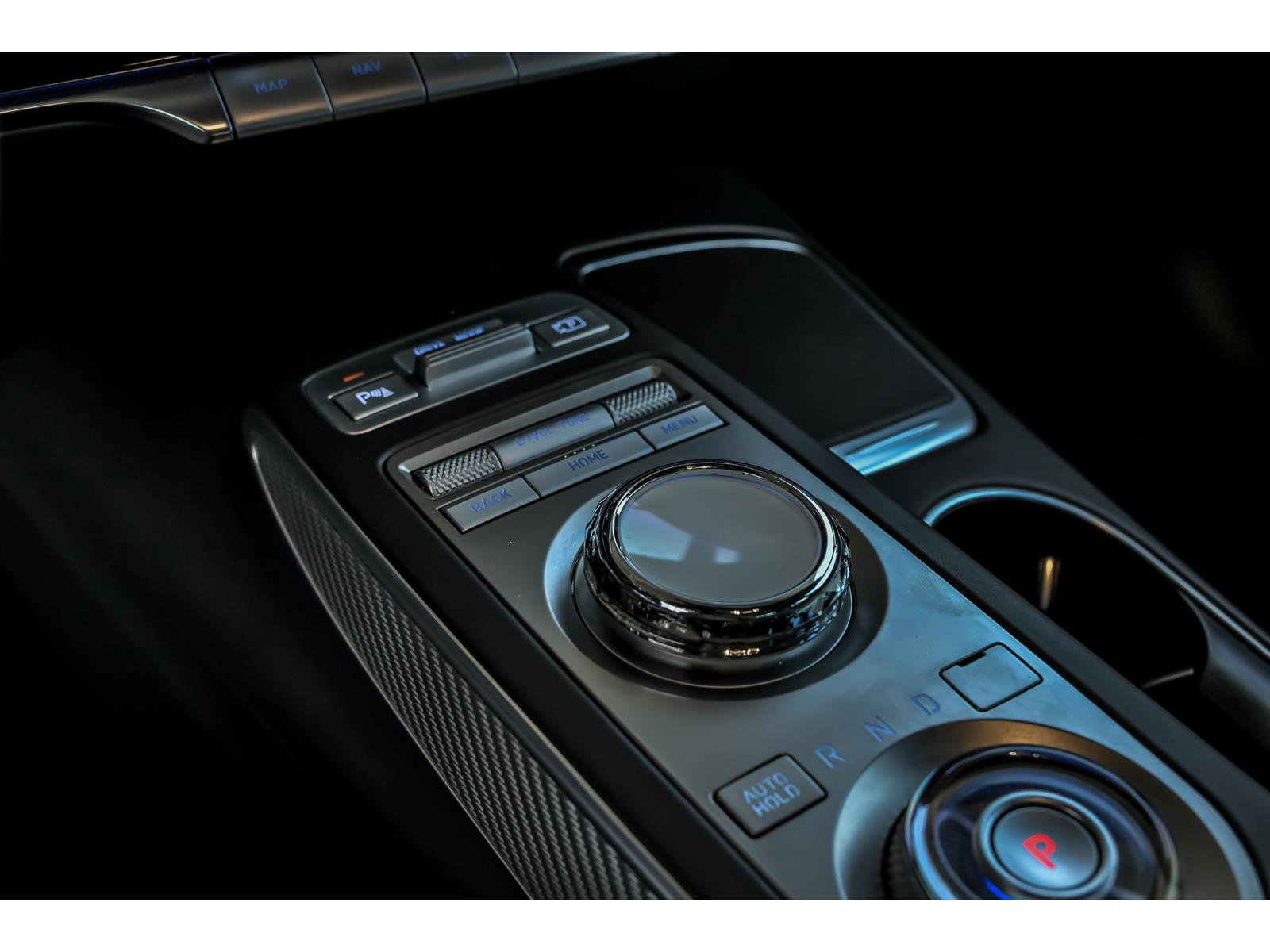 Used 2023 Genesis GV70 2.5T w/ Sport Prestige Package image 23