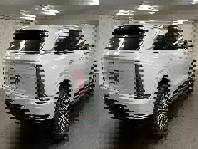 New 2026 Cadillac Escalade IQ Luxury 1 image 4