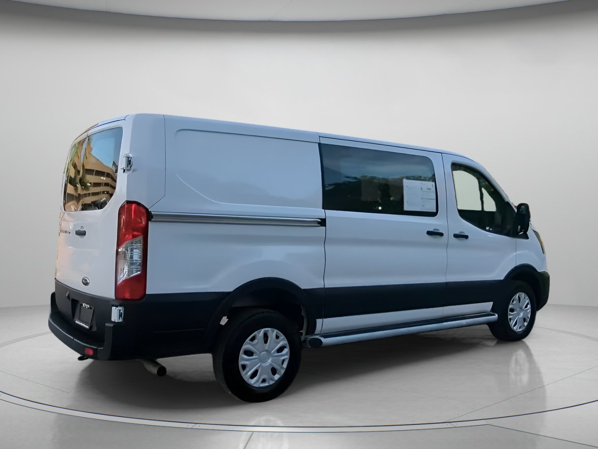 Used 2024 Ford Transit 250 Low Roof w/ Exterior Upgrade Package RWD image 29