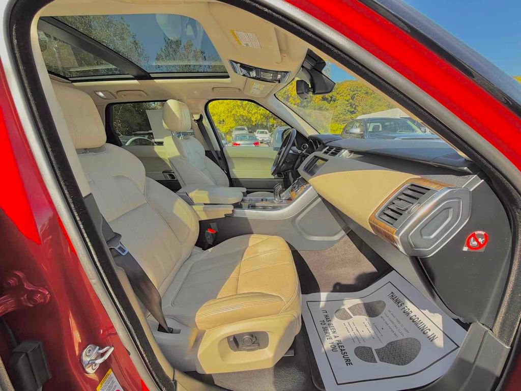 Used 2016 Land Rover Range Rover Sport HSE image 14
