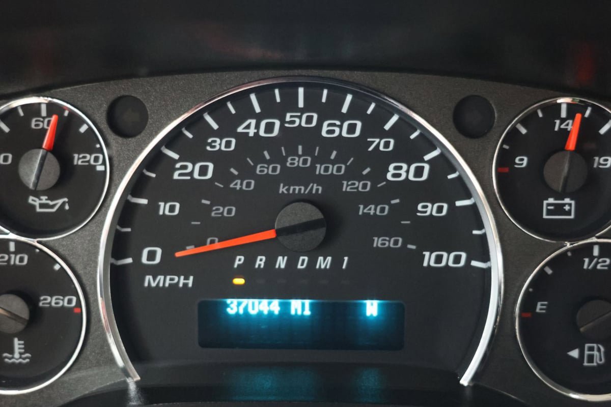 Used 2024 Chevrolet Express 3500 LT w/ LT Preferred Equipment Group RWD image 14