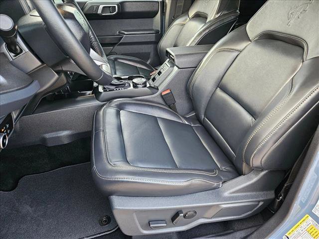 New 2025 Ford Bronco Badlands image 4