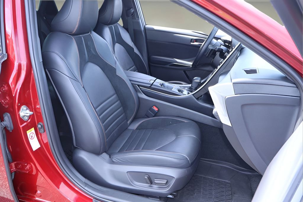 Certified 2019 Toyota Avalon XSE image 15