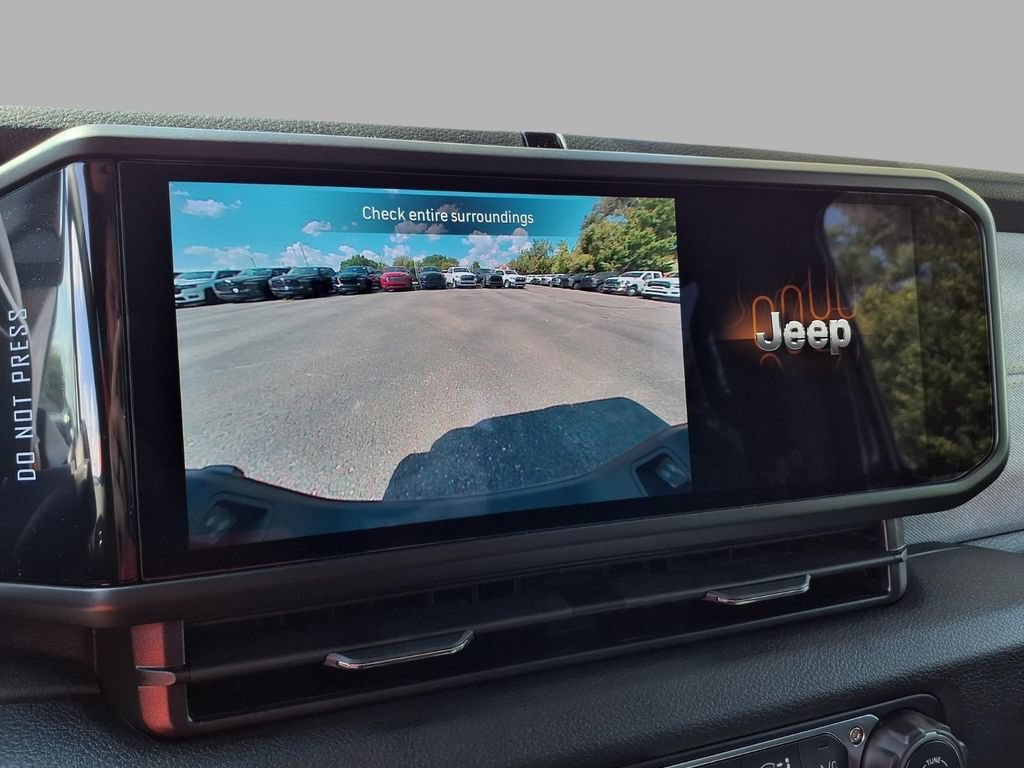 New 2026 Jeep Gladiator Sport AWD/4WD image 6