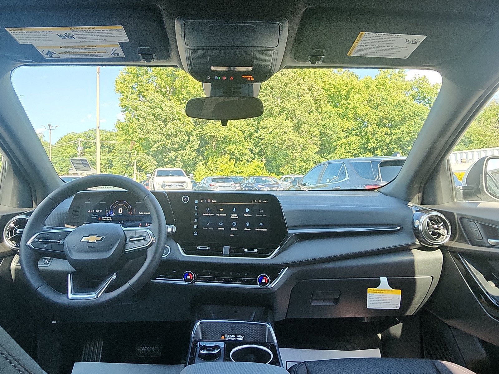 New 2027 Chevrolet Equinox LT w/ Convenience Package II FWD image 24