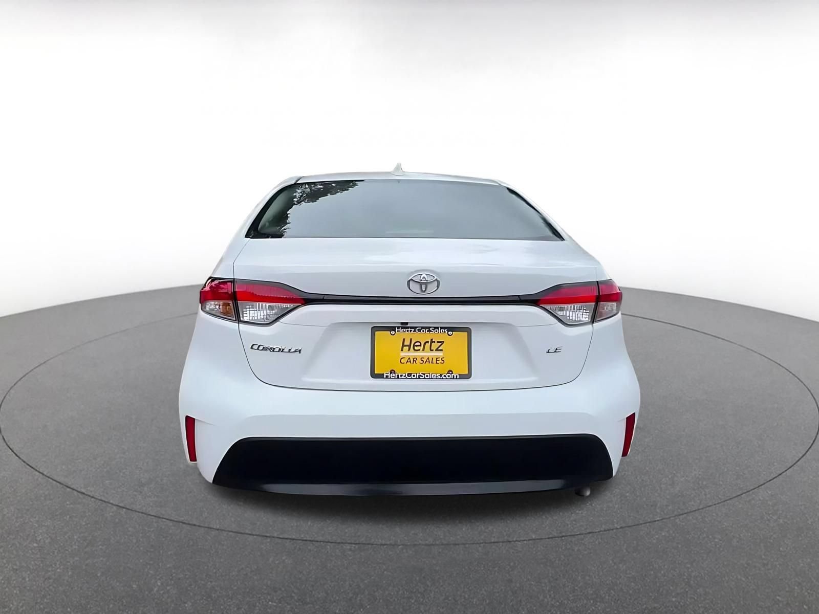 Used 2025 Toyota Corolla LE FWD image 12