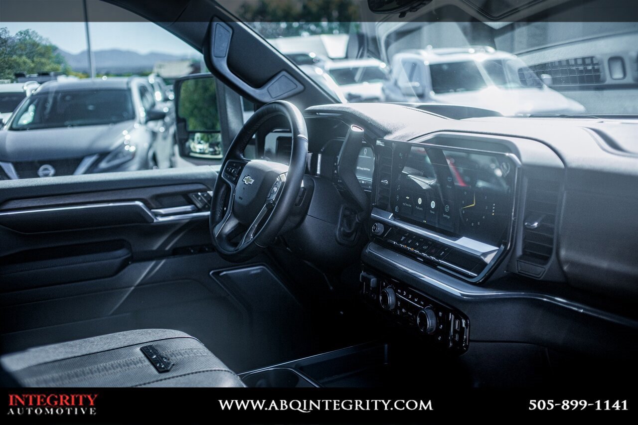 Used 2024 Chevrolet Silverado 2500 High Country w/ High Country Premium Package image 40