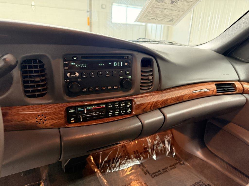 Used 2003 Buick Le Sabre Custom FWD image 16