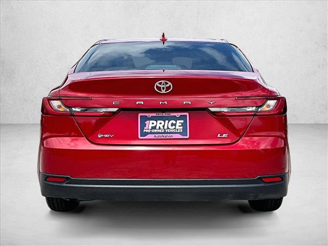 Used 2025 Toyota Camry LE FWD image 4