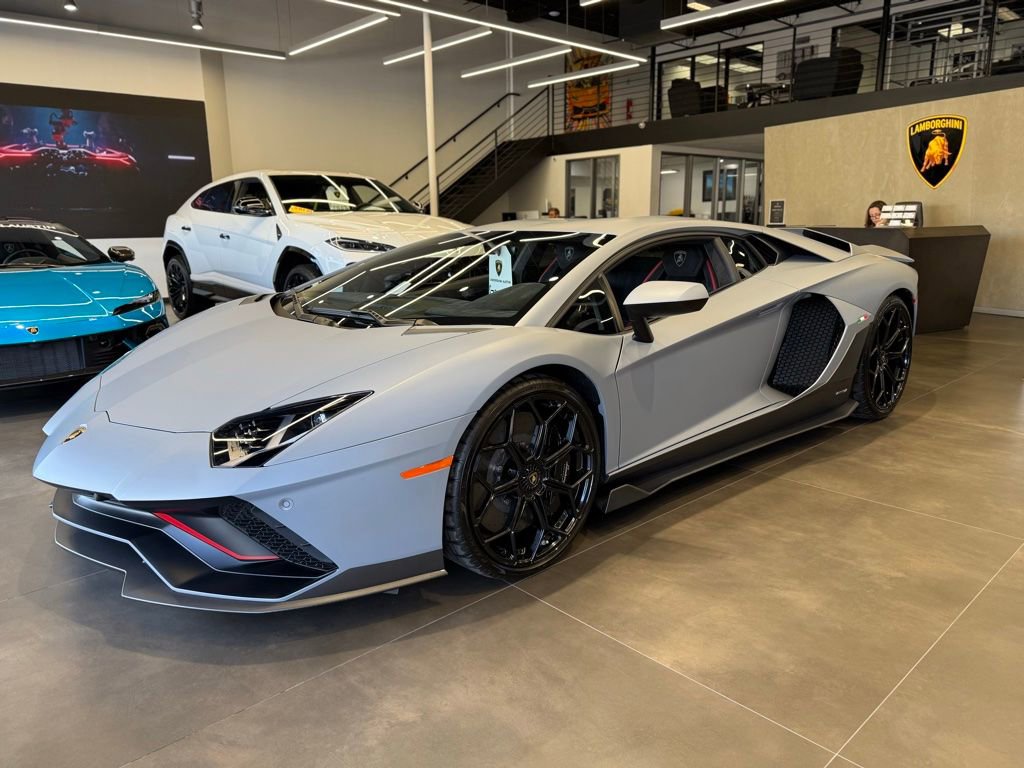 Used 2022 Lamborghini Aventador LP 780-4 Ultimae image 2