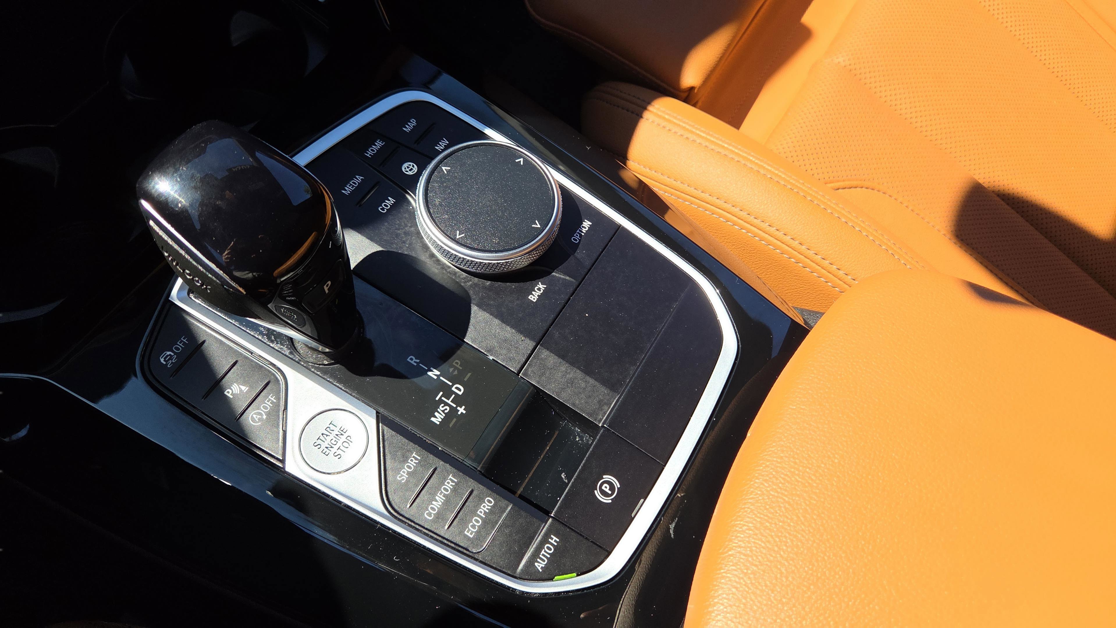 Certified 2024 BMW X3 sDrive30i w/ Premium Package w/ZPA image 38