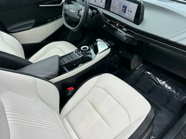 Used 2023 Kia EV6 GT-Line w/ GT-Line White Seat Package AWD/4WD image 18