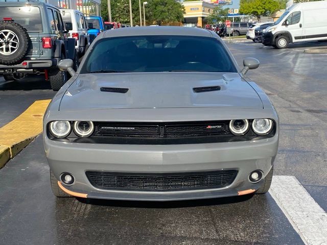 Used 2018 Dodge Challenger SXT w/ Blacktop Package image 3
