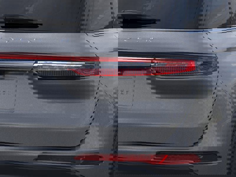 New 2026 Lincoln Corsair Premiere image 21