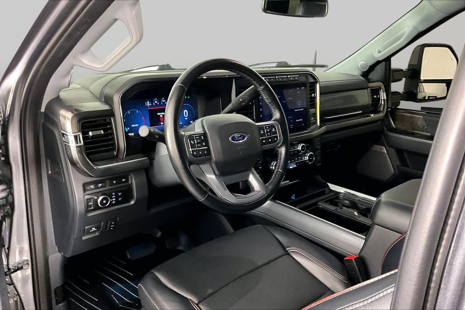 Used 2023 Ford F250 Lariat w/ Lariat Ultimate Package AWD/4WD image 16