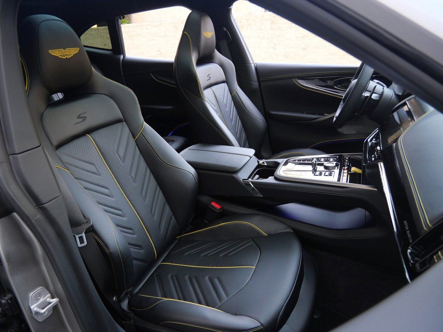 New 2026 Aston Martin DBX S AWD/4WD image 12