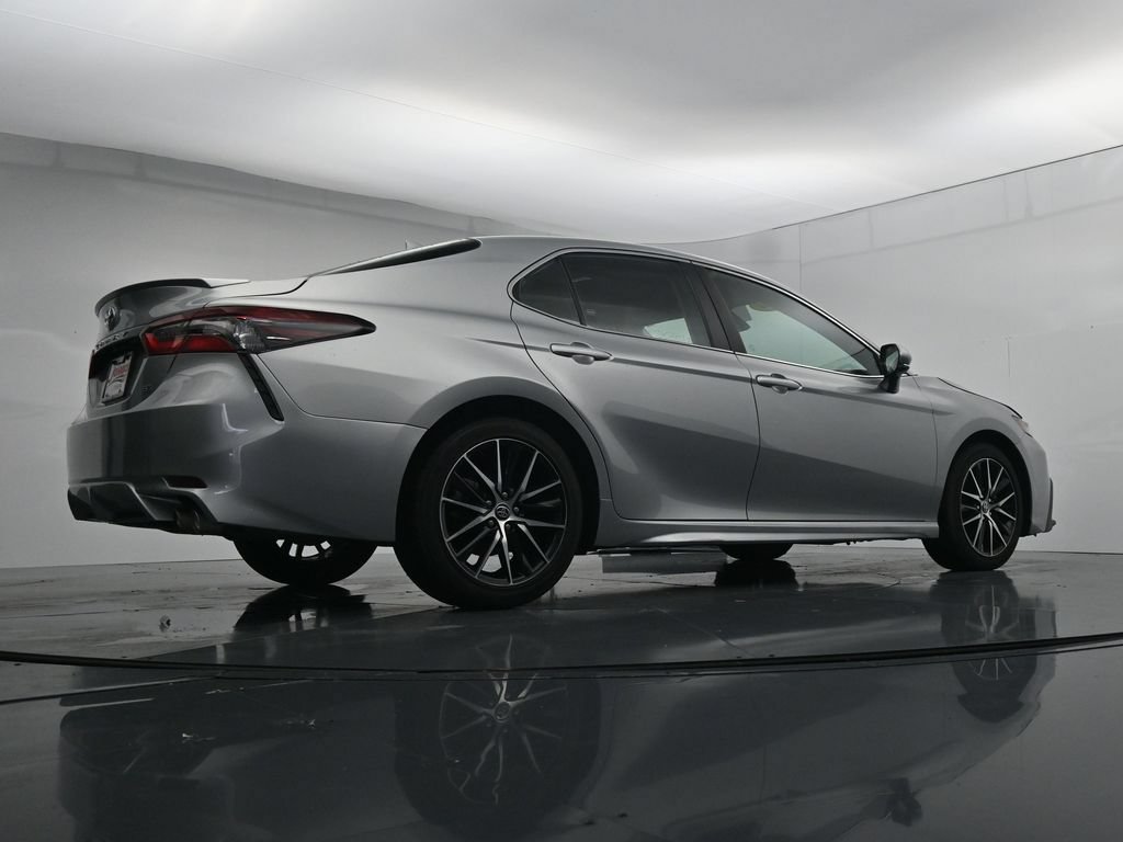 Used 2024 Toyota Camry SE FWD image 38