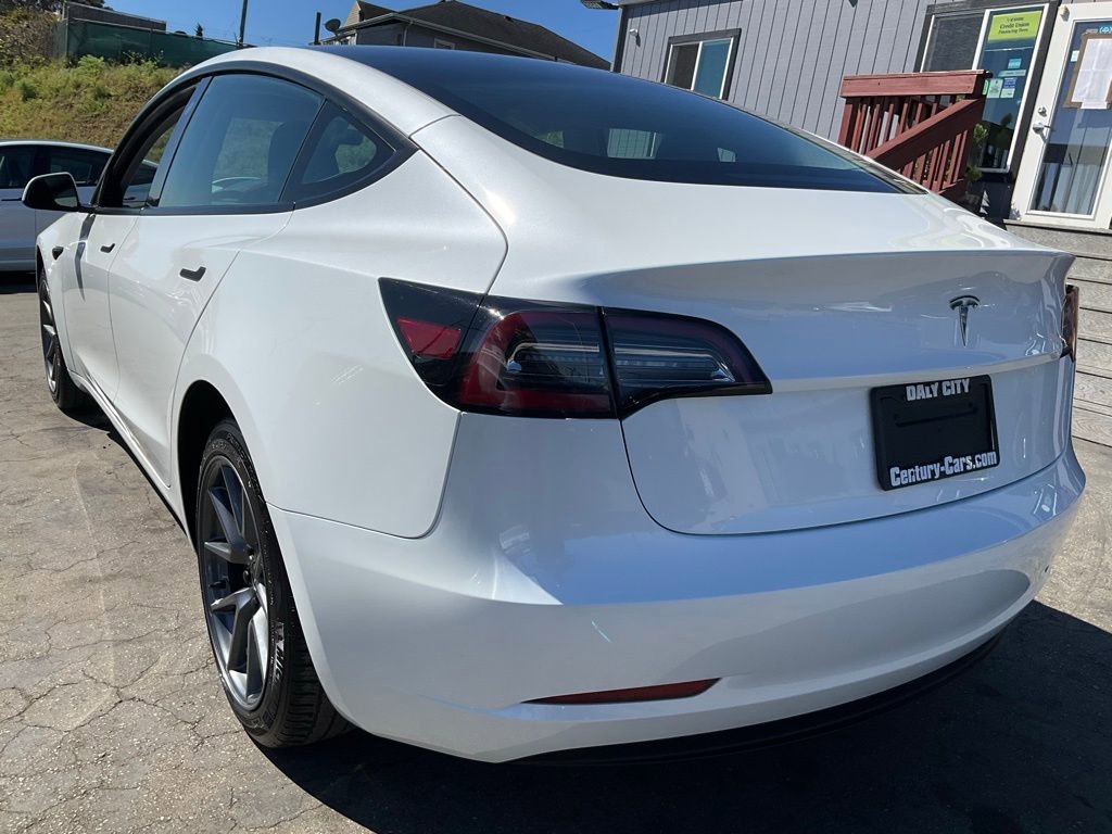 Used 2023 Tesla Model 3 Standard Range image 87