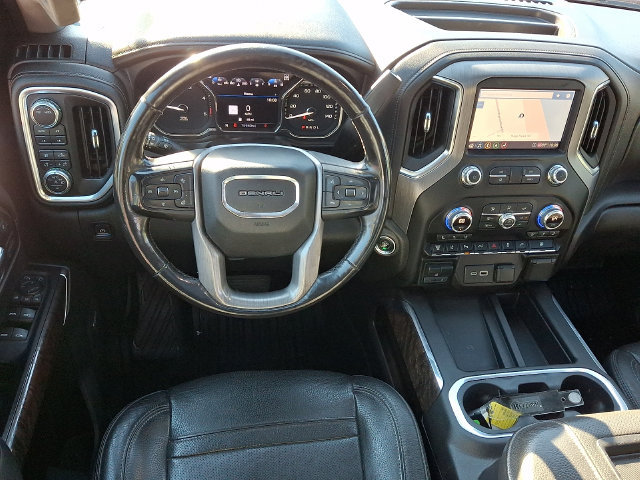Used 2020 GMC Sierra 3500 Denali w/ Denali Ultimate Package AWD/4WD image 11