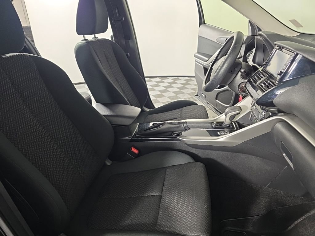 Used 2022 Mitsubishi Eclipse Cross ES image 35