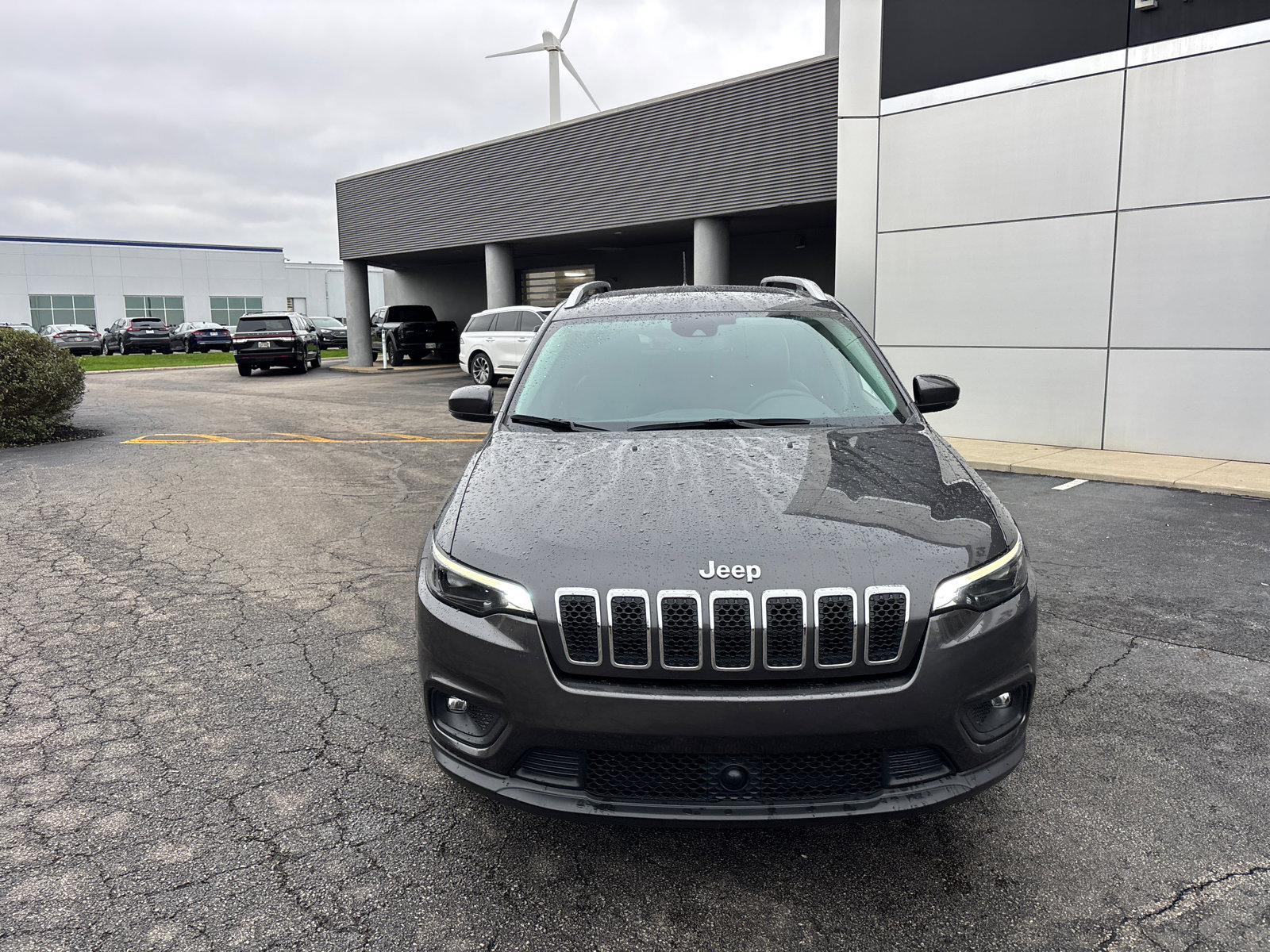 Used 2021 Jeep Cherokee Latitude Lux w/ Sun & Sound Group image 2