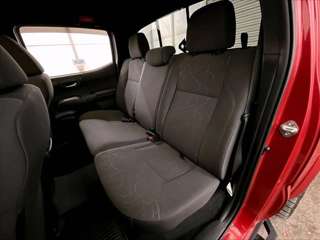 Used 2017 Toyota Tacoma TRD Sport w/ Tow Package AWD/4WD image 25