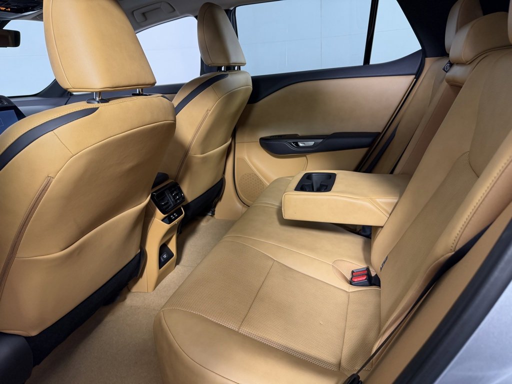 Used 2024 Lexus RZ 300e Premium image 25