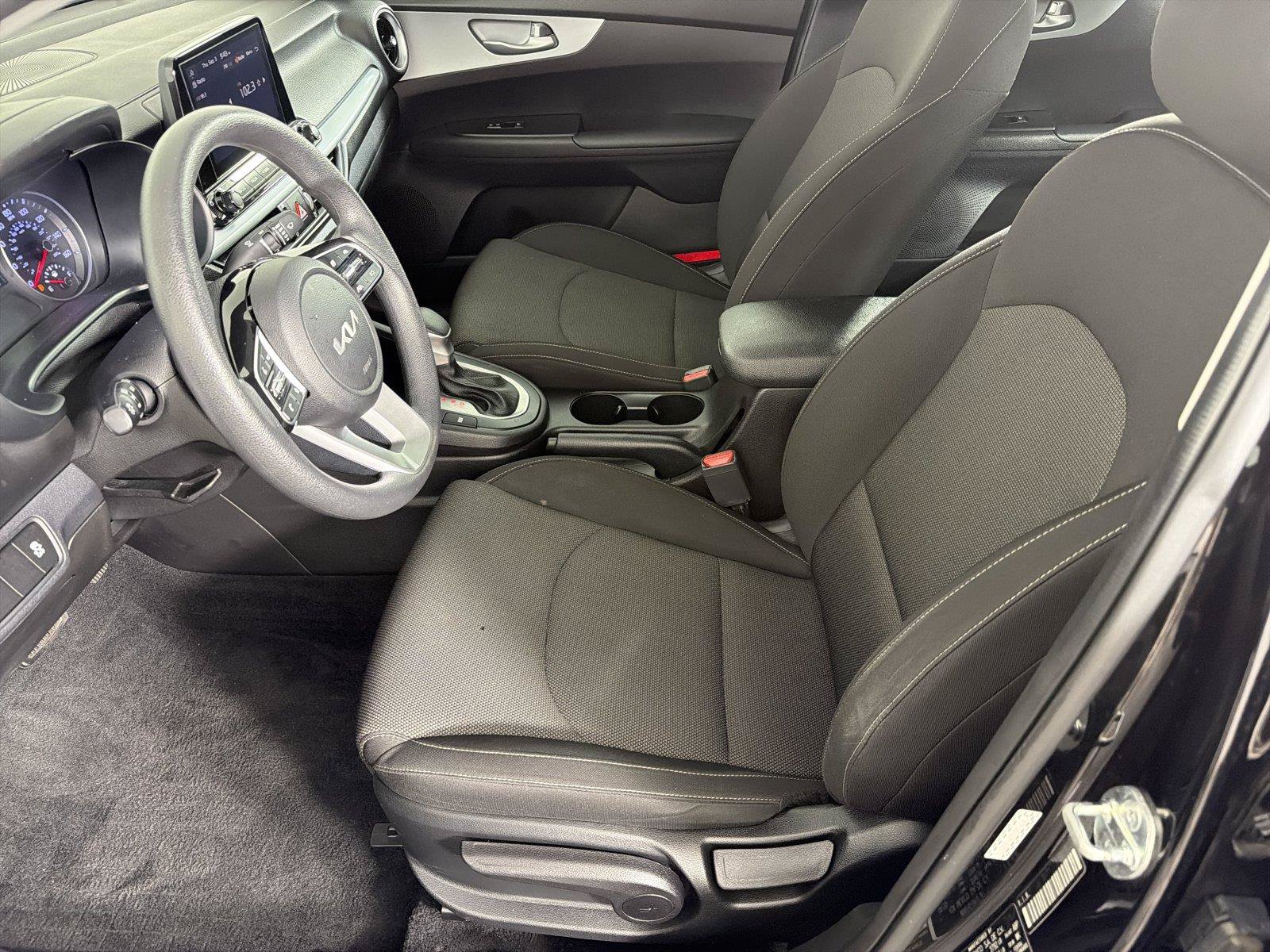 Used 2023 Kia Forte LX FWD image 7