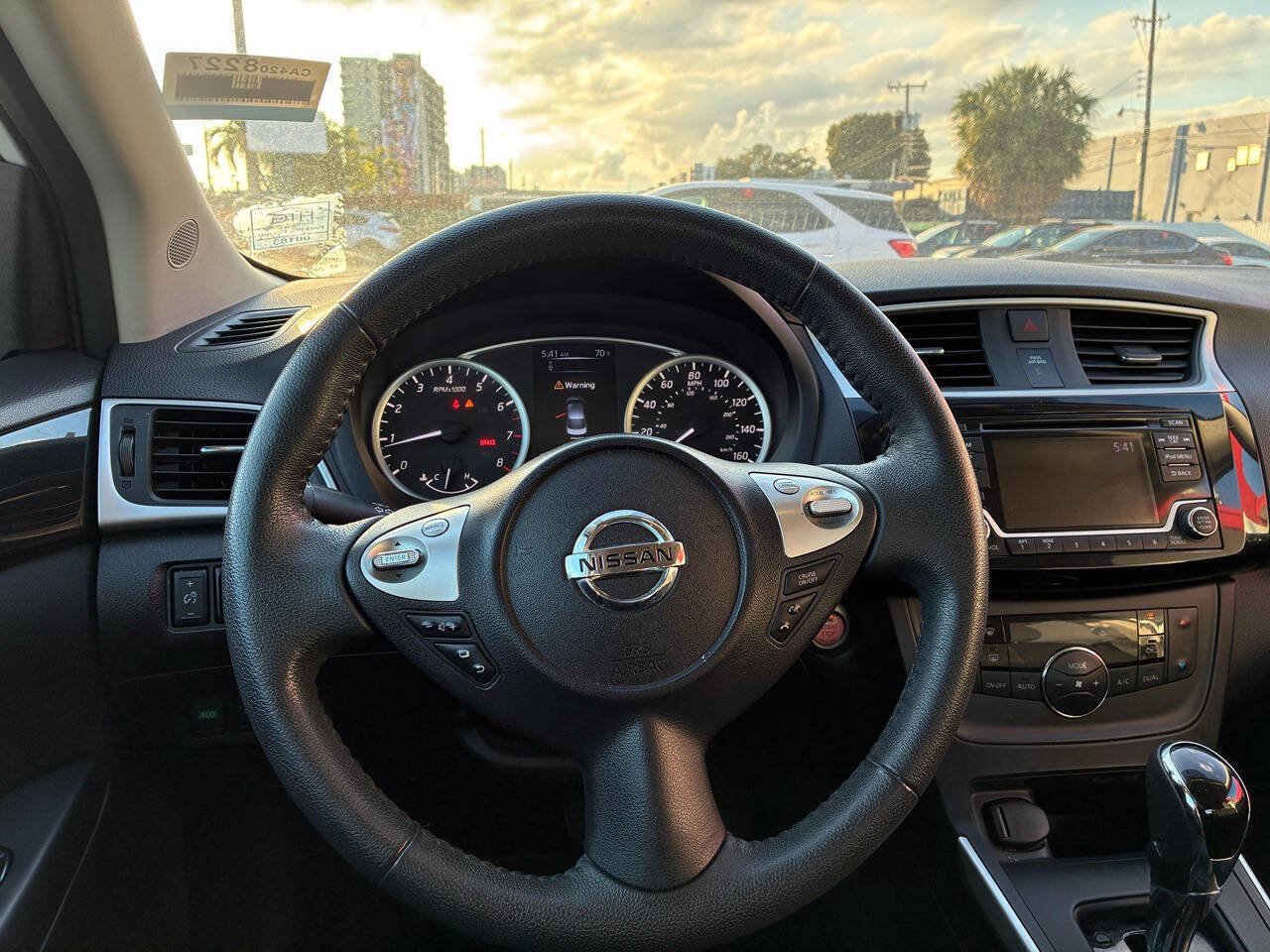Used 2018 Nissan Sentra SV FWD image 14