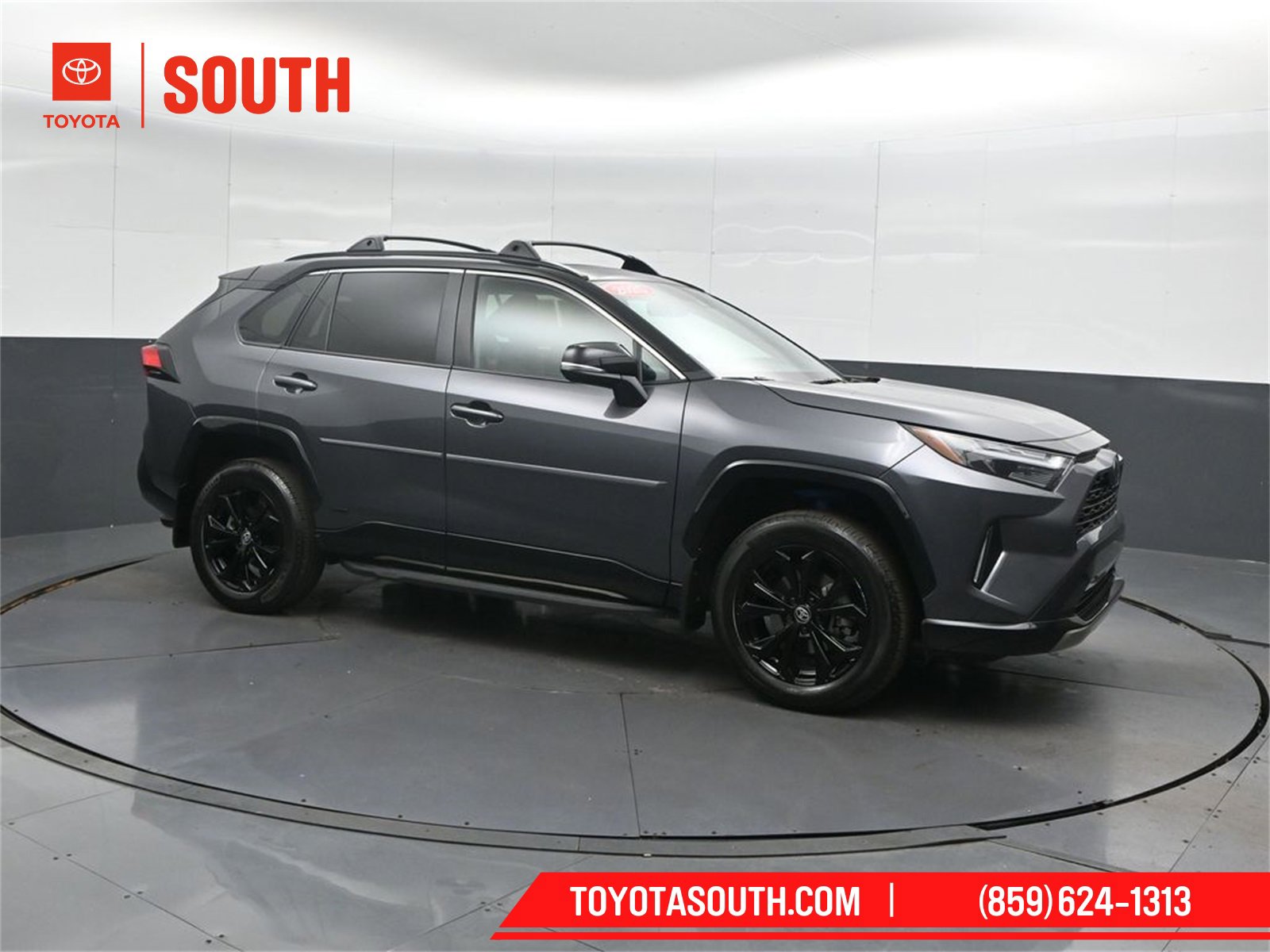 Used 2025 Toyota RAV4 XSE w/ Weather Package