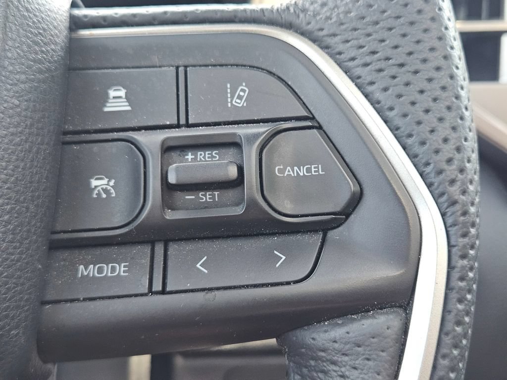 Certified 2025 Toyota Tundra Limited AWD/4WD image 32