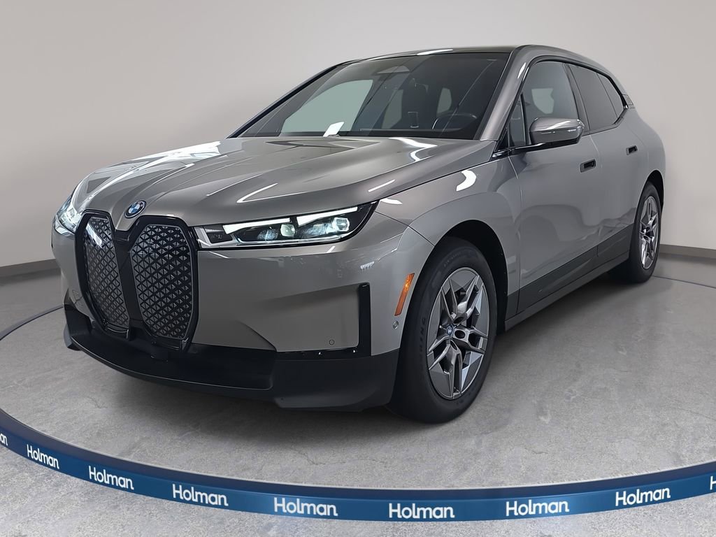 Used 2023 BMW iX xDrive50 video 1