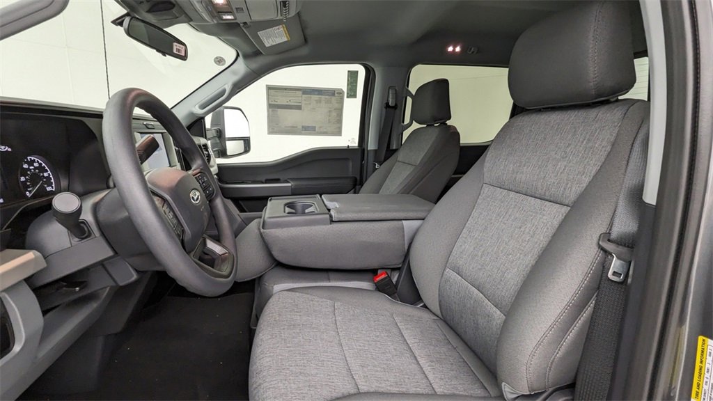 New 2026 Ford F250 XL image 2