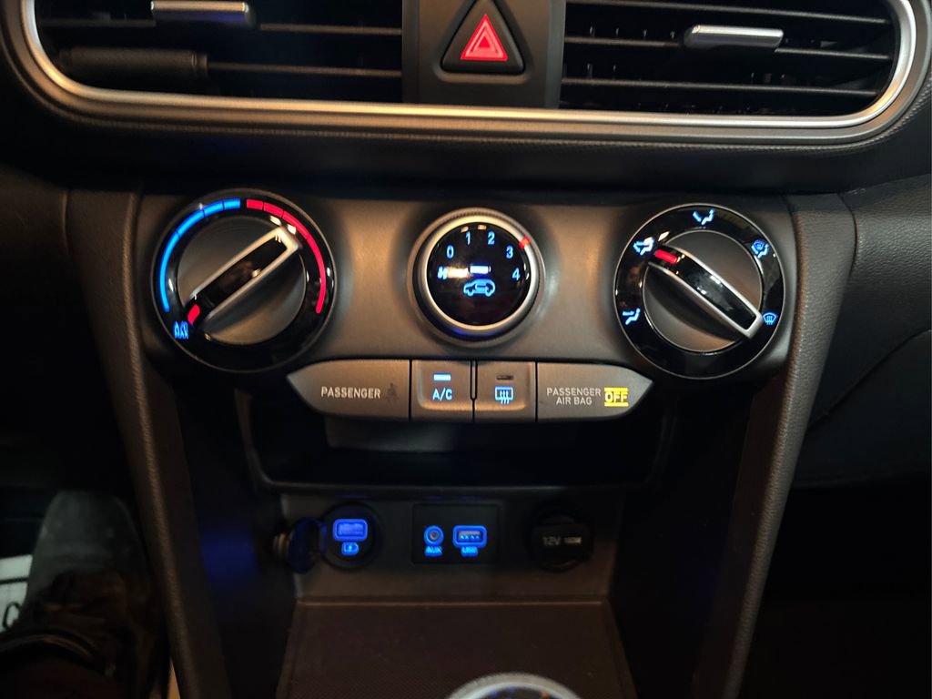 Used 2019 Hyundai Kona SE image 29