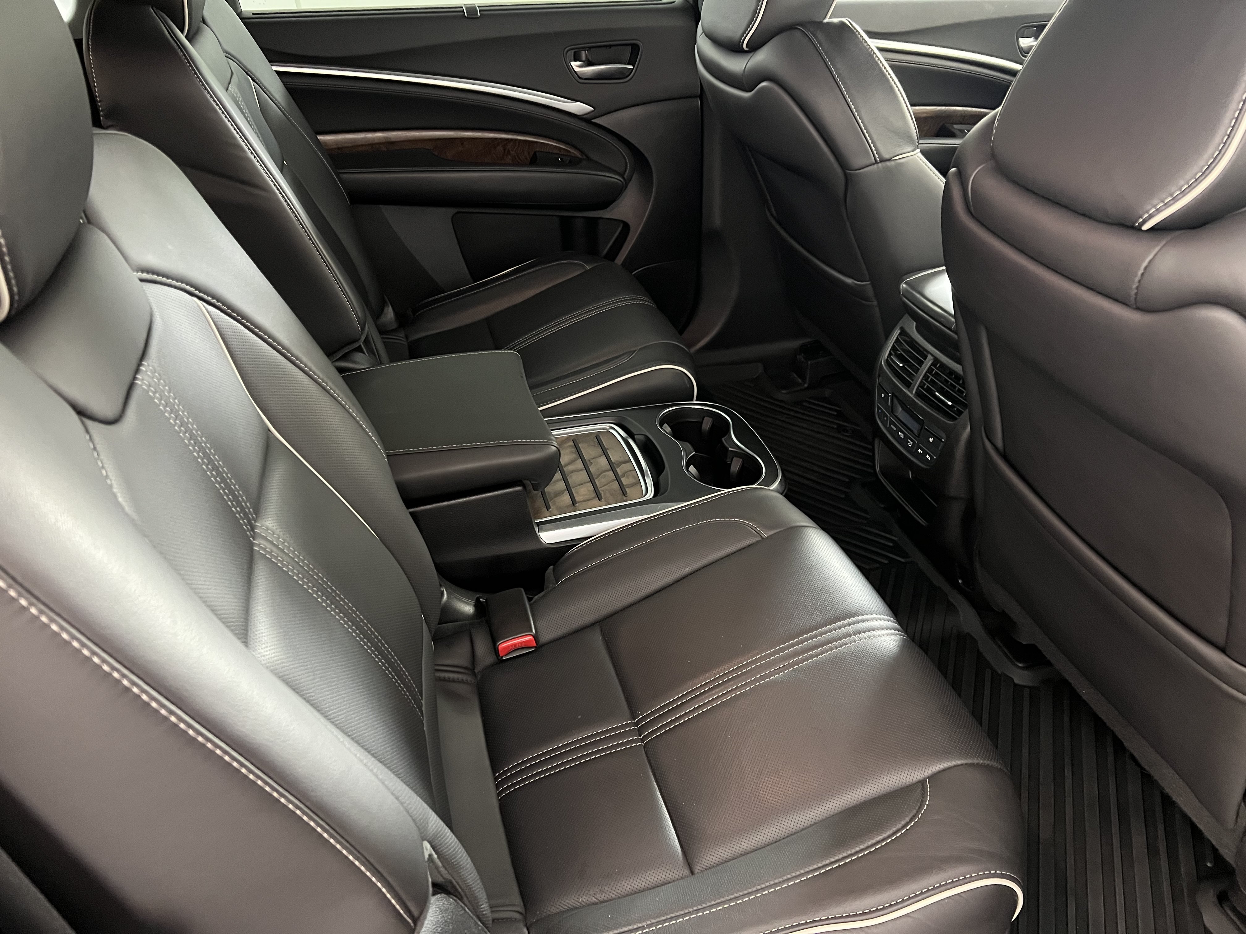 Used 2019 Acura MDX w/ Advance Package AWD/4WD image 24