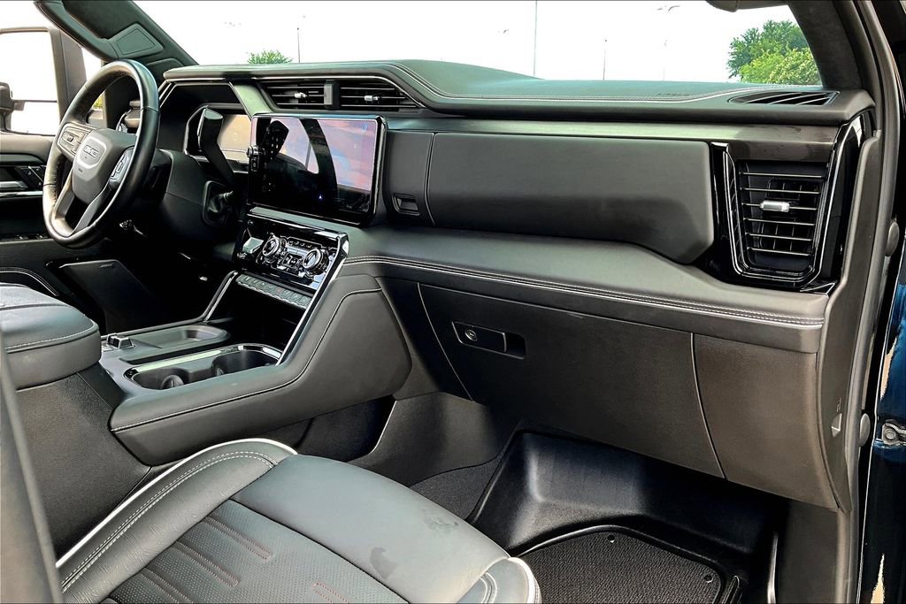 Used 2024 GMC Sierra 2500 AT4X image 21