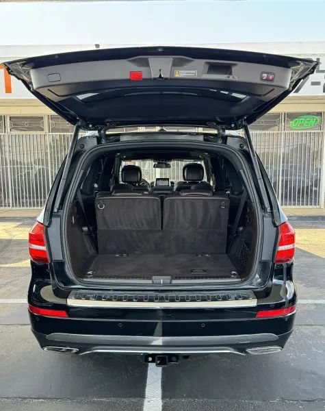 Used 2018 Mercedes-Benz GLS 450 4MATIC w/ Premium Package image 26