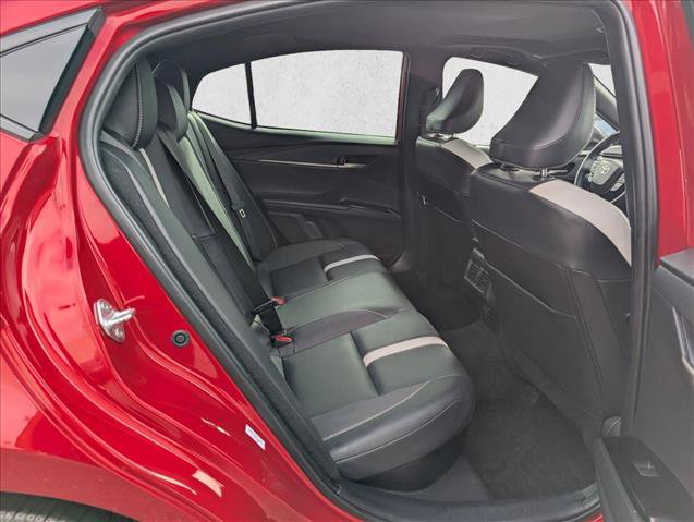 Used 2025 Toyota Camry SE w/ Multimedia Upgrade Package FWD image 18