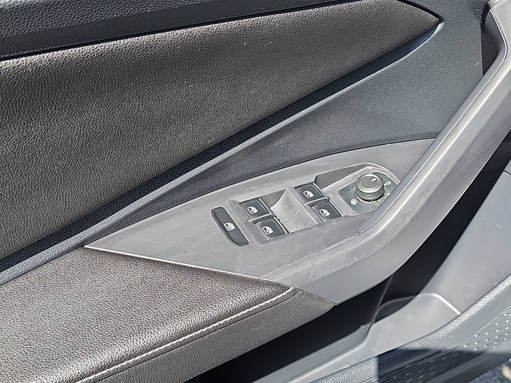 Certified 2023 Volkswagen Jetta Sport FWD image 19