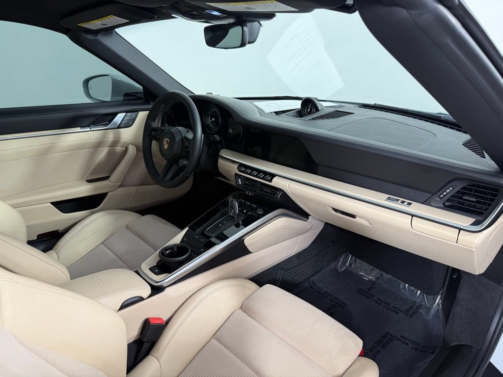 Certified 2023 Porsche 911 Targa 4S AWD/4WD image 13